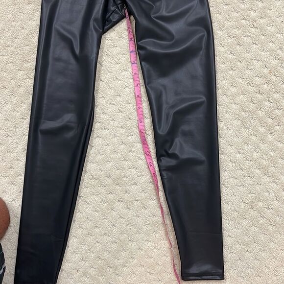 Faux leather leggings, XS Black - Picture 4 of 6